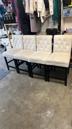 bar stool