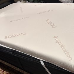 Queen Size Saatva Graphite Memory Foam Mattress Topper – Like New! – $150