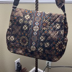 New Vera Bradley Messenger Baby Bag