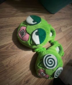 Really Rich Kankan Frog Slippers - worn twice - no box