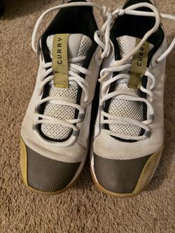 Curry men’s shoes size 7.5