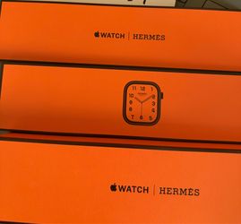 Hermès Apple Watch Series 11 case & Band Single Tour 42 mm & with Hermes Black Deployment Buckle Kilim titanium
