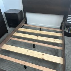 Macy’s Tribeca Bed Frame (full)