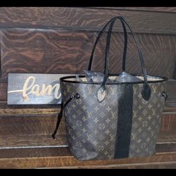 Authentic Louis Vuitton Neverfull Mm for Sale in Scottsdale, AZ - OfferUp