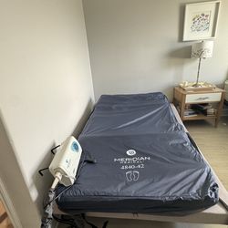 Pressure point full-size mattress with electric pump (model 4840-42)