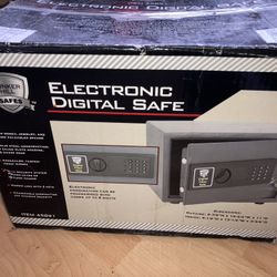 Sealed New Bunker Hill Electronic Safe