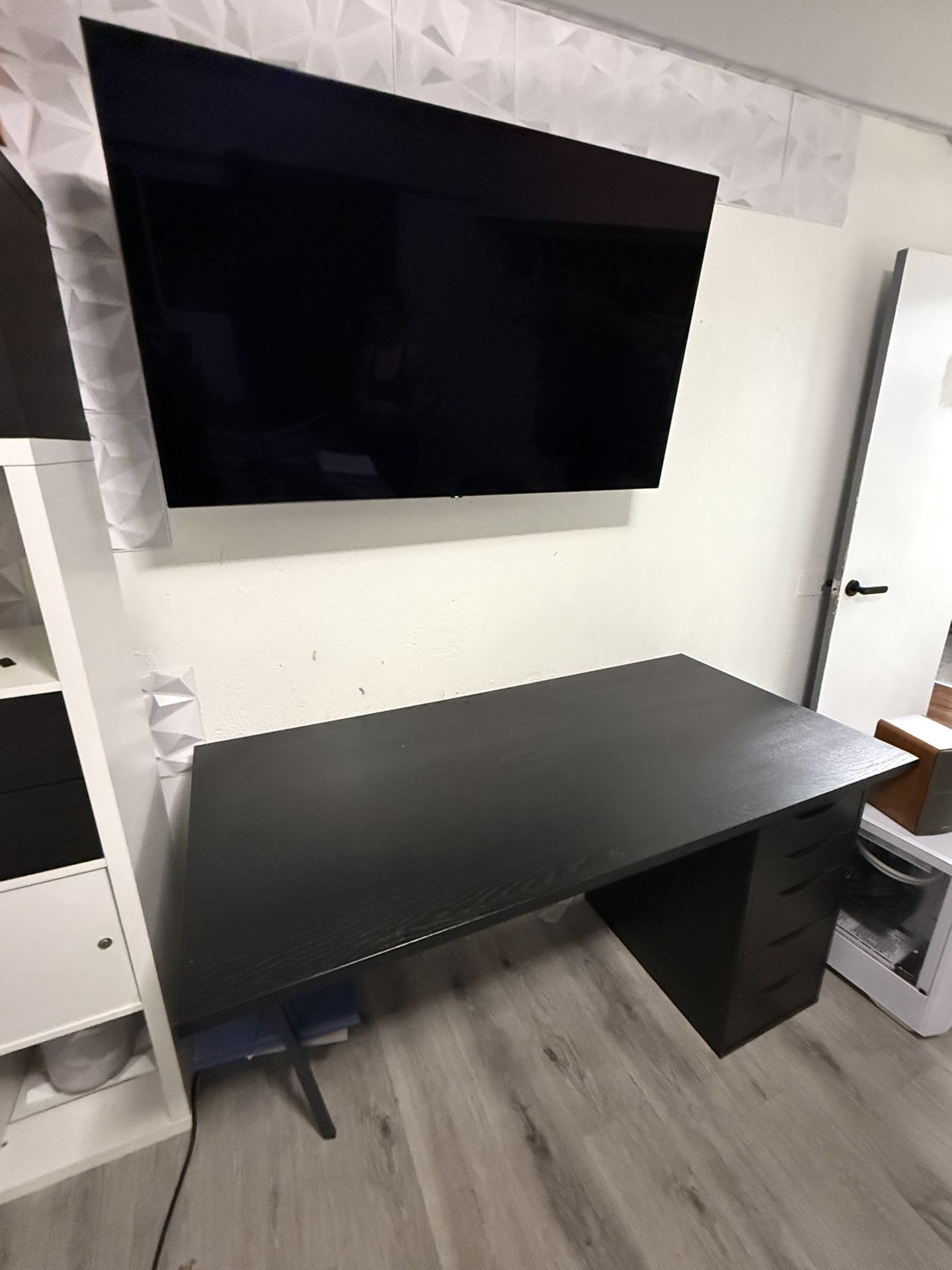 ikea Desk Set Up + Drawers + Standing Leg 🦵🏽