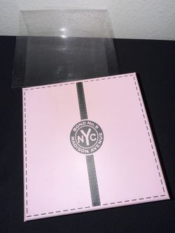 Perfume collection (Madison Avenue)