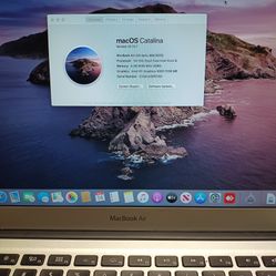 Apple MacBook Air 13" Laptop Perfect Condition MacOS Catalina 