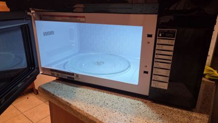Frigidaire Gallery 1.9 Cu. Ft. Over-The-Range Microwave with Sensor Cook