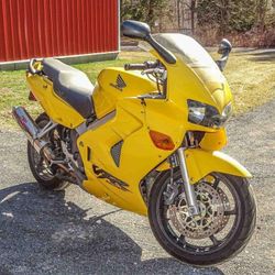 Honda VFR 800