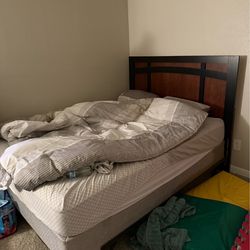 Queen bedframe and mattress
