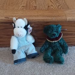 Attic treasures Madison and Laurel $7 each