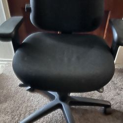 Ergonomics Desk Chair