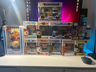 Good deal, cleaning closet , Funkos no boxes , with boxes , panini soccer card 2026 work cup , see photos please