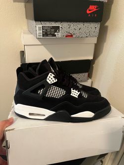 Jordan 4 white thunder