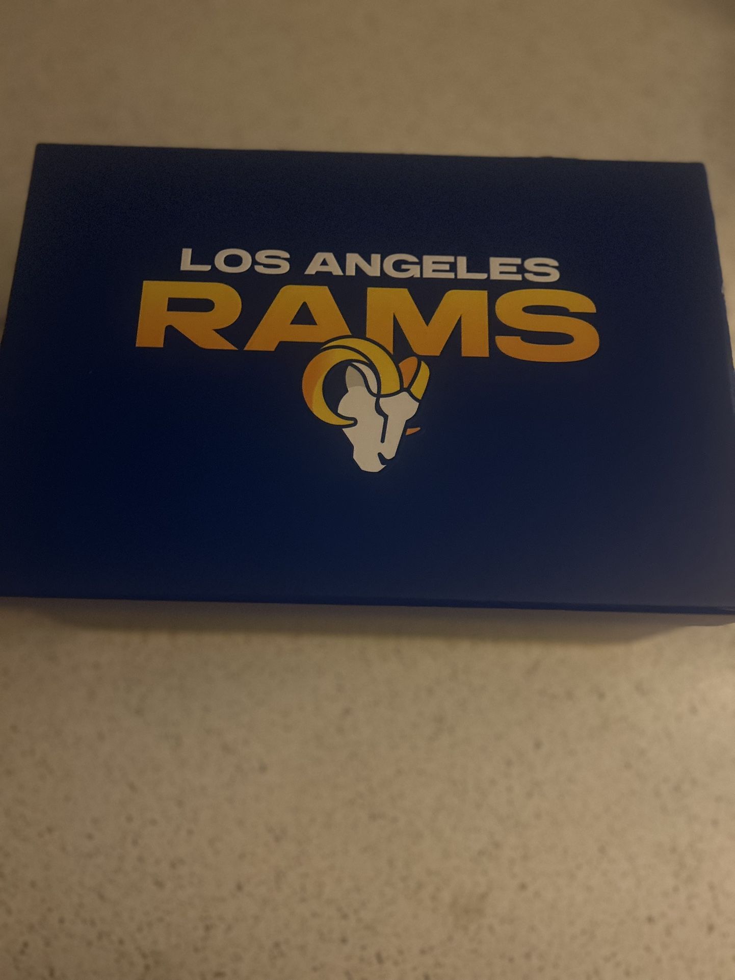 LA RAMS SEASON TiCKET HOLDER DRINKING GLASSES & ICE MAKER
