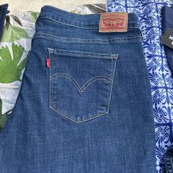 Ladies  Levi’s