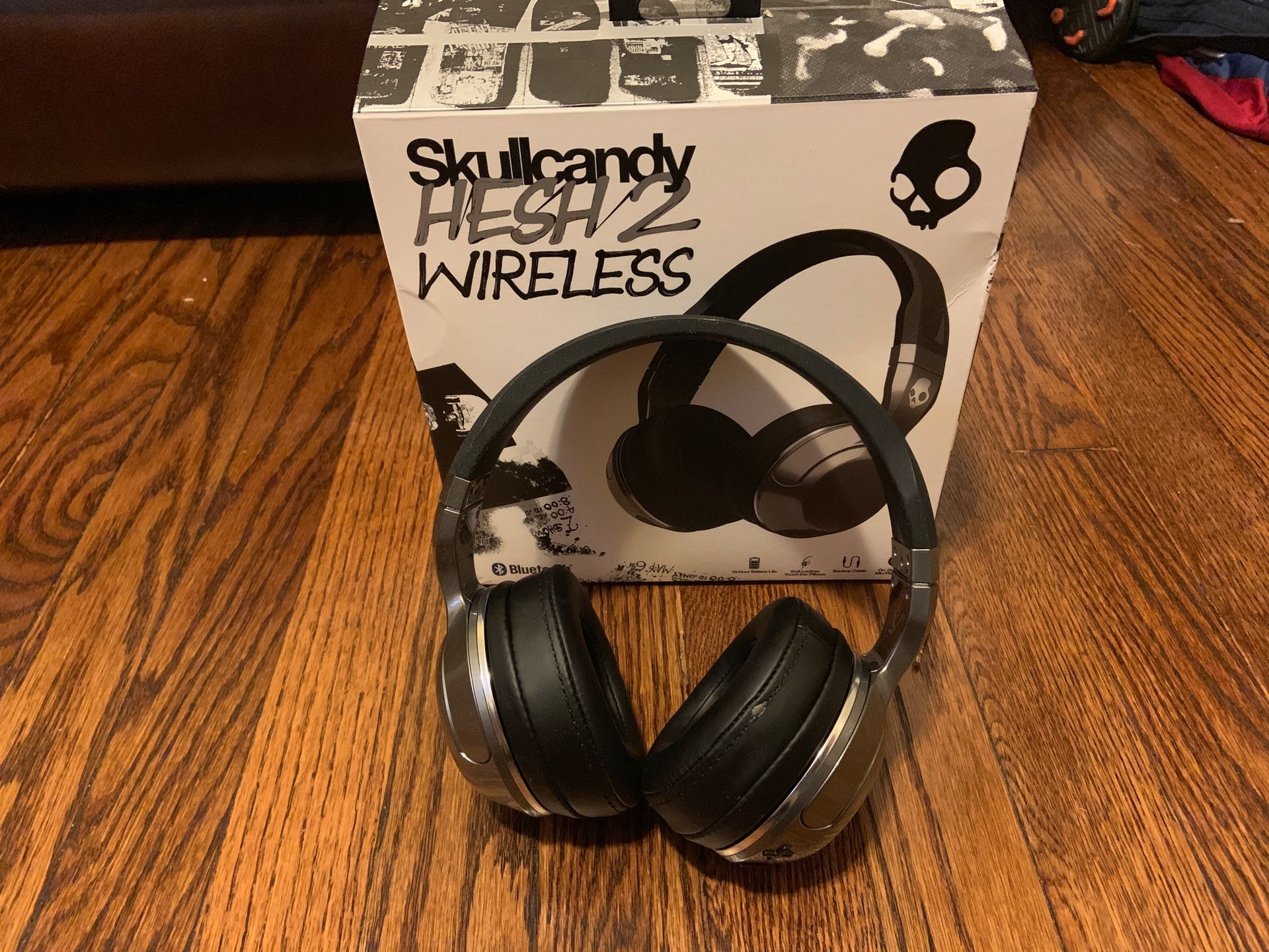 SkullCandy Wireless headphones