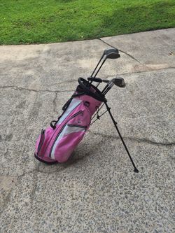 Women's Golf Clubs Right Swing