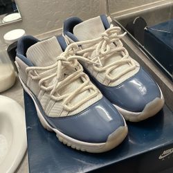 Jordan 11 Lows