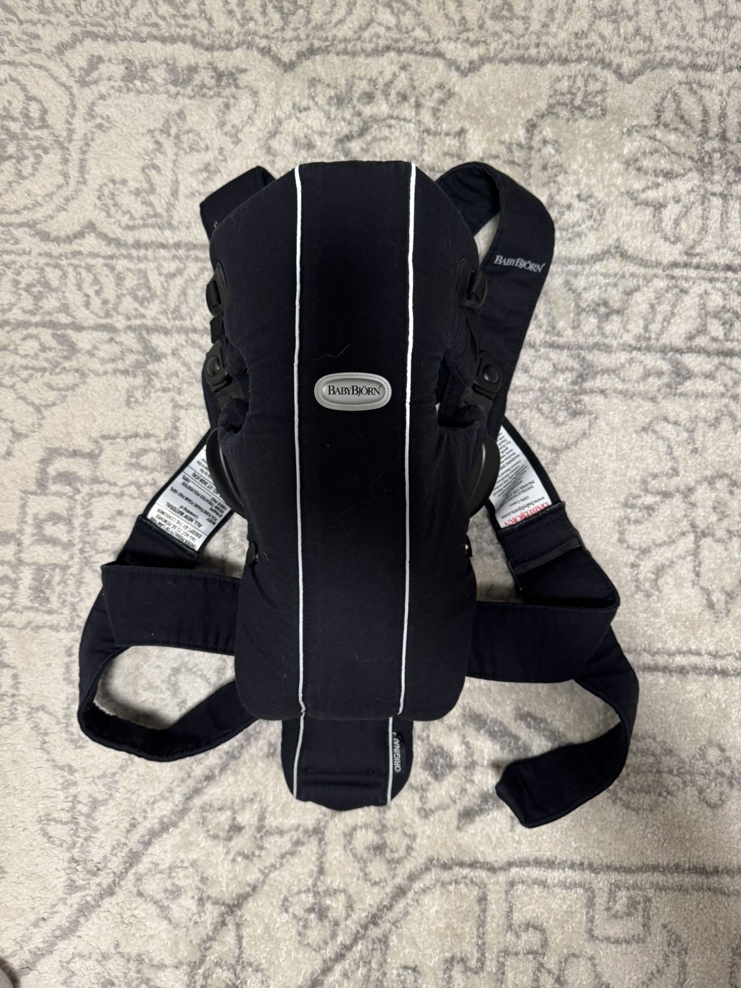 Baby Björn Carrier