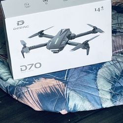 Brand new and sealed DEERC D70 Drone with Camera for Adults and Kids, 720P WIFI FPV RC Quadcopter with Real-Time Transmission, Altitude Hold, All Func