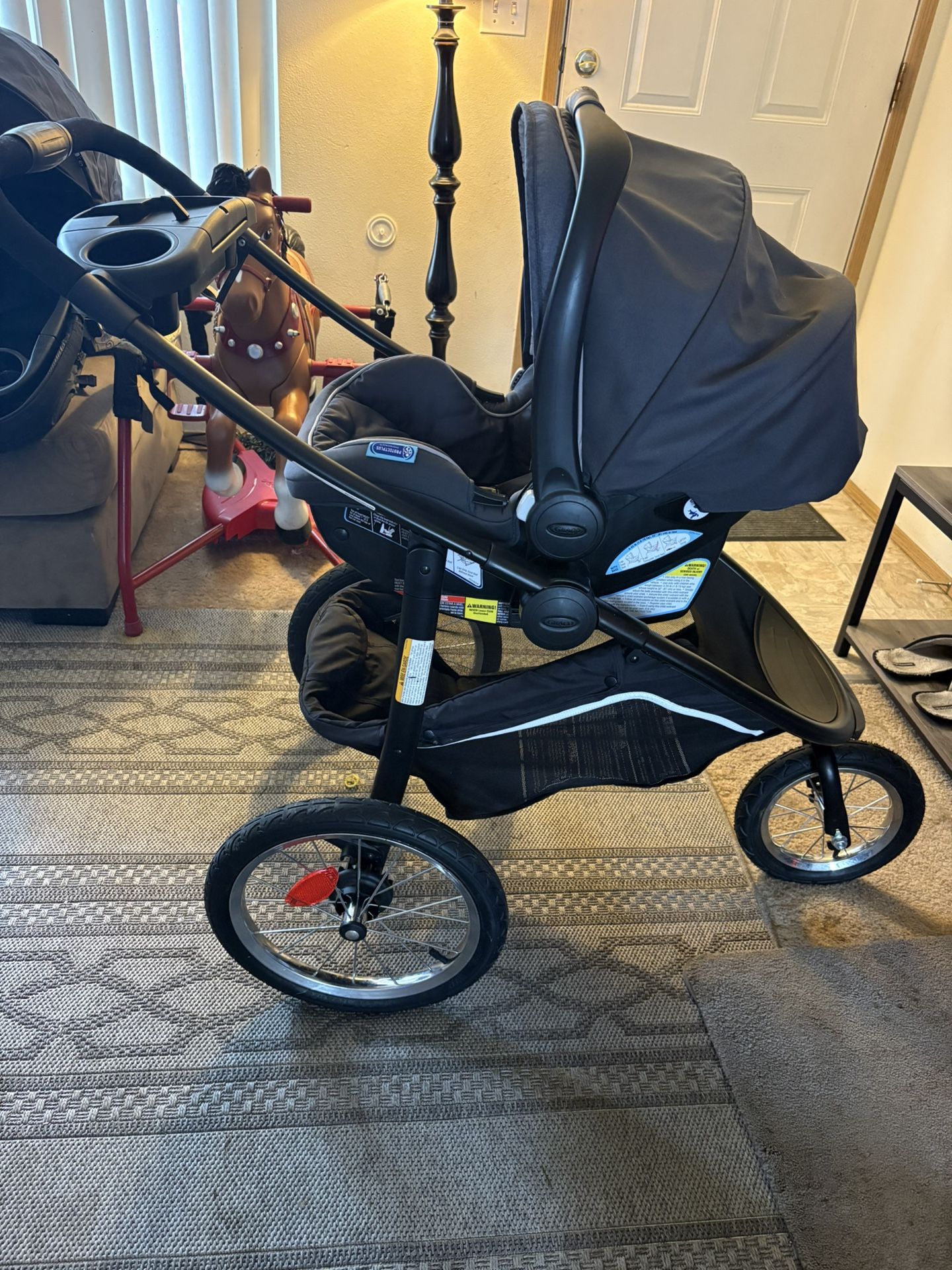 Graco Jogger Stroller Travel System 