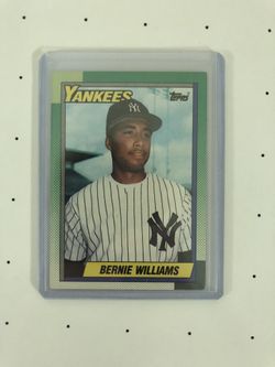 Bernie Williams baseball card