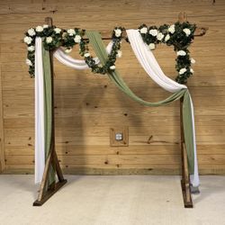 wooden arch 