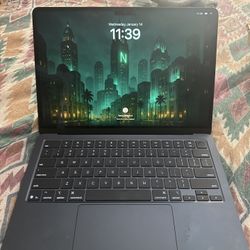2025 MacBook Air 13” 256GB