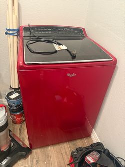 Cabrio red washing machine