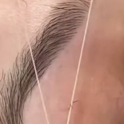 Eyes Brows Threding 