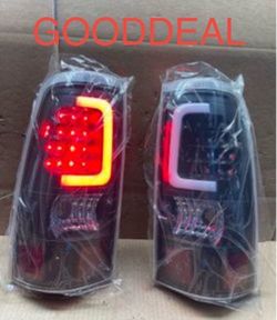 #21 BRAND NEW 2003-2007 Chevy Silverado GMC Sierra Black  LED Bar Taillight Pair