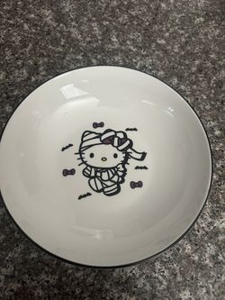 Hello kitty Halloween dinner bowl