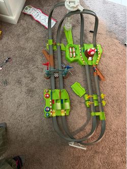Mario Kart Hot Wheels Track