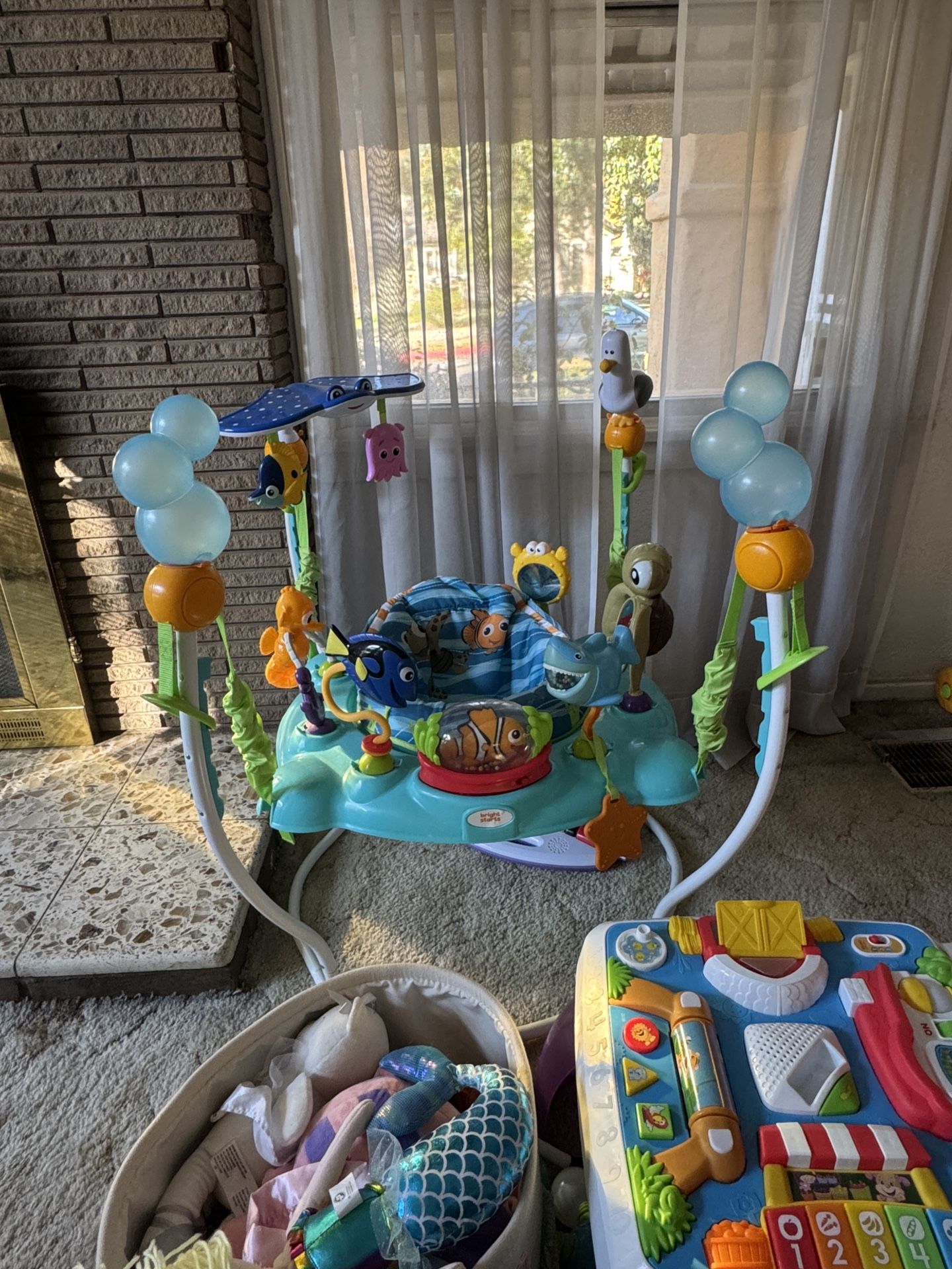 Finding Nemo Baby Bouncer