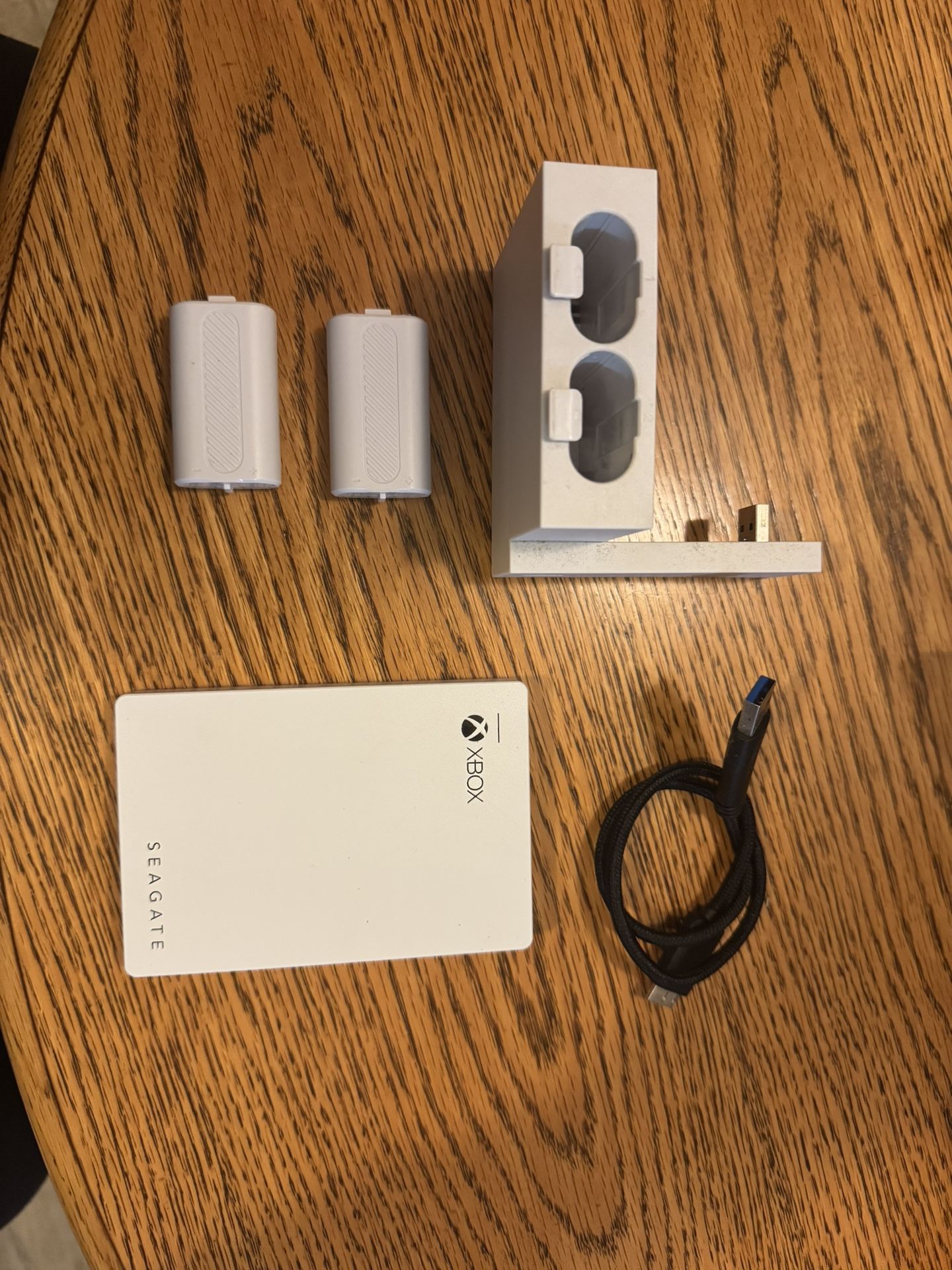 Xbox Series S External Hard Drive 2TB and Battery Charging Station
