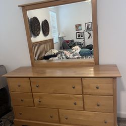 PENDING:Free Dresser/Mirror and End Tables 