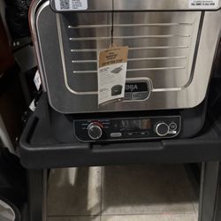 New!! Ninja Pizza Oven With Table