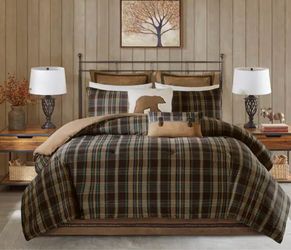 Hadley 4-Piece Multicolored Queen Comforter Set