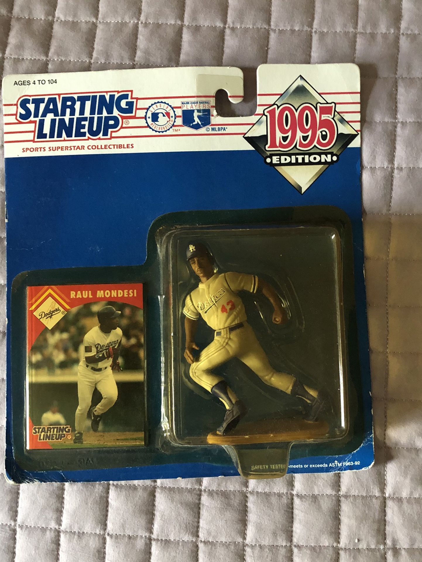 1995 Los Angeles Dodgers Raul Mondesi Kenner Brand New Toy