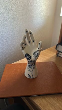 Beautiful Ring Holder