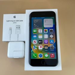 APPLE IPHONE 8 256GB UNLOCKED IN BOX FULLY FUNCTIONAL