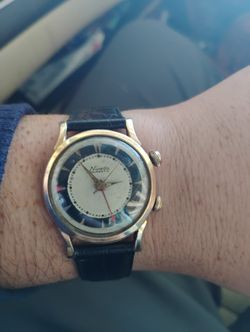 Lots Of Vintage Watches 