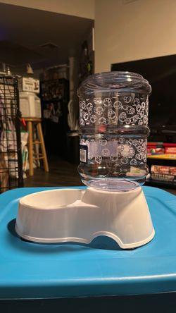 Gravity Water Dispenser