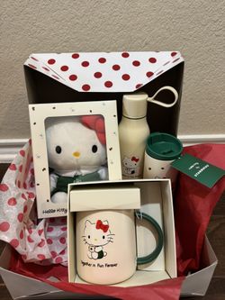 Starbucks X Hello Kitty 2025 Valentines Bundle 
