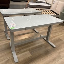 Costco Tresanti Gellar 47” Adjustable Office Desk 