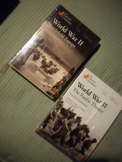 (2) School Lectures World war II Course Guidebook/DvD 