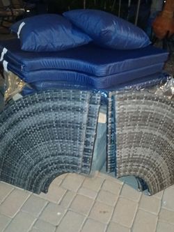 Partial seat/outdoor cushions/crafters dream